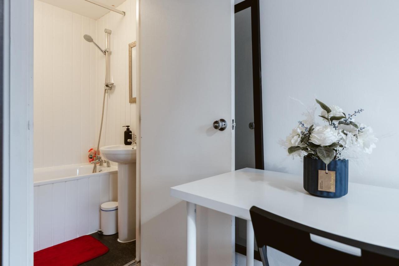 Whitechapel En-Suite Beds To Stay London Exteriör bild